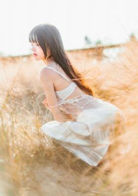 网游之美女同居_720手机在线看
