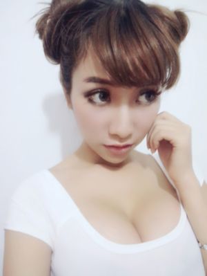 善良的美女秘书_1080P全集免费观看