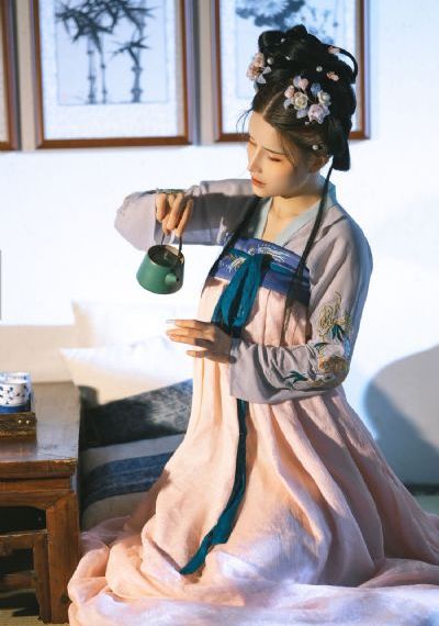 婷婷去俺也去_720HD高清在线观看